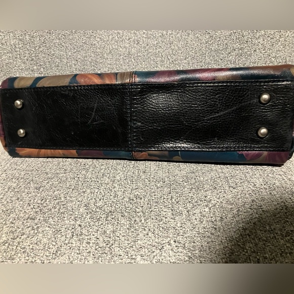 Like NEW • Patricia Nash Ferrara frame floral leather satchel - Picture 4 of 5